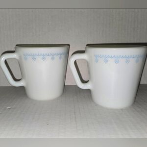 2 Vintage Pyrex Blue Snowflake Garland Coffee Cup Mug #1410: 8oz, Milk Glass ☕